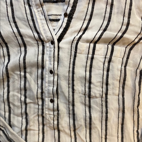 Lucky brand top size 1X - Picture 5 of 6